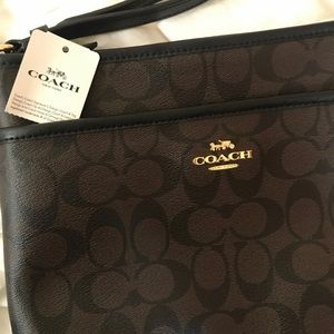 Coach crossbody purse